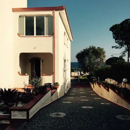 Appartement In Polluce